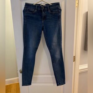 Woman’s Gap true skinny jeans. Sz 29 Long